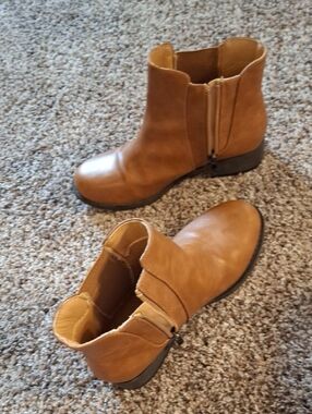 Women's Tan Faux-Leather Ankle Boot with Side Zip